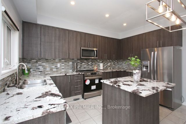 267 Lyle Dr