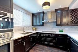 135 Queensbury Ave