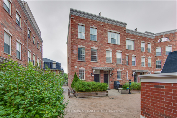 2 Fairhead Mews, Toronto