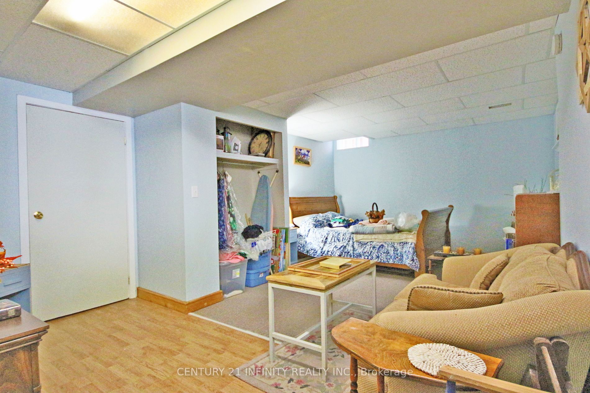 28 Solmar Ave
