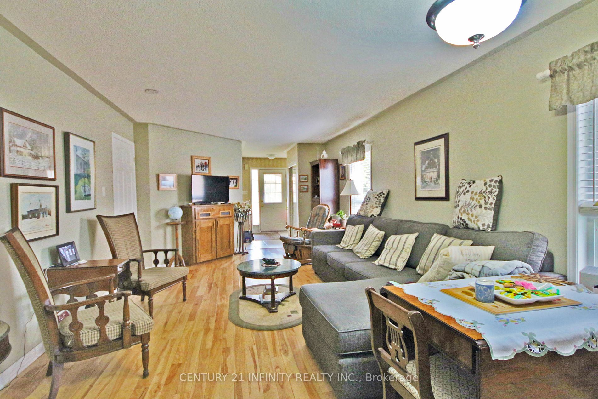 28 Solmar Ave