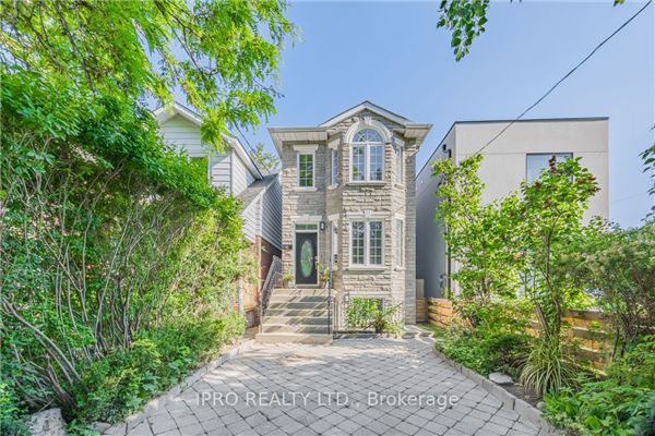 41 Aldwych Ave, Toronto