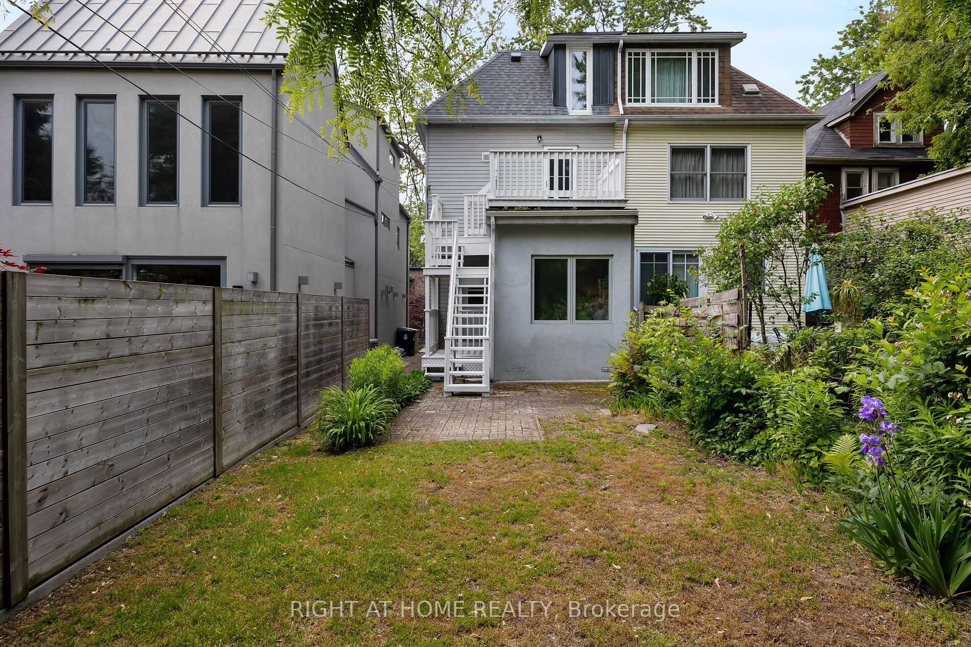140 Riverdale Ave