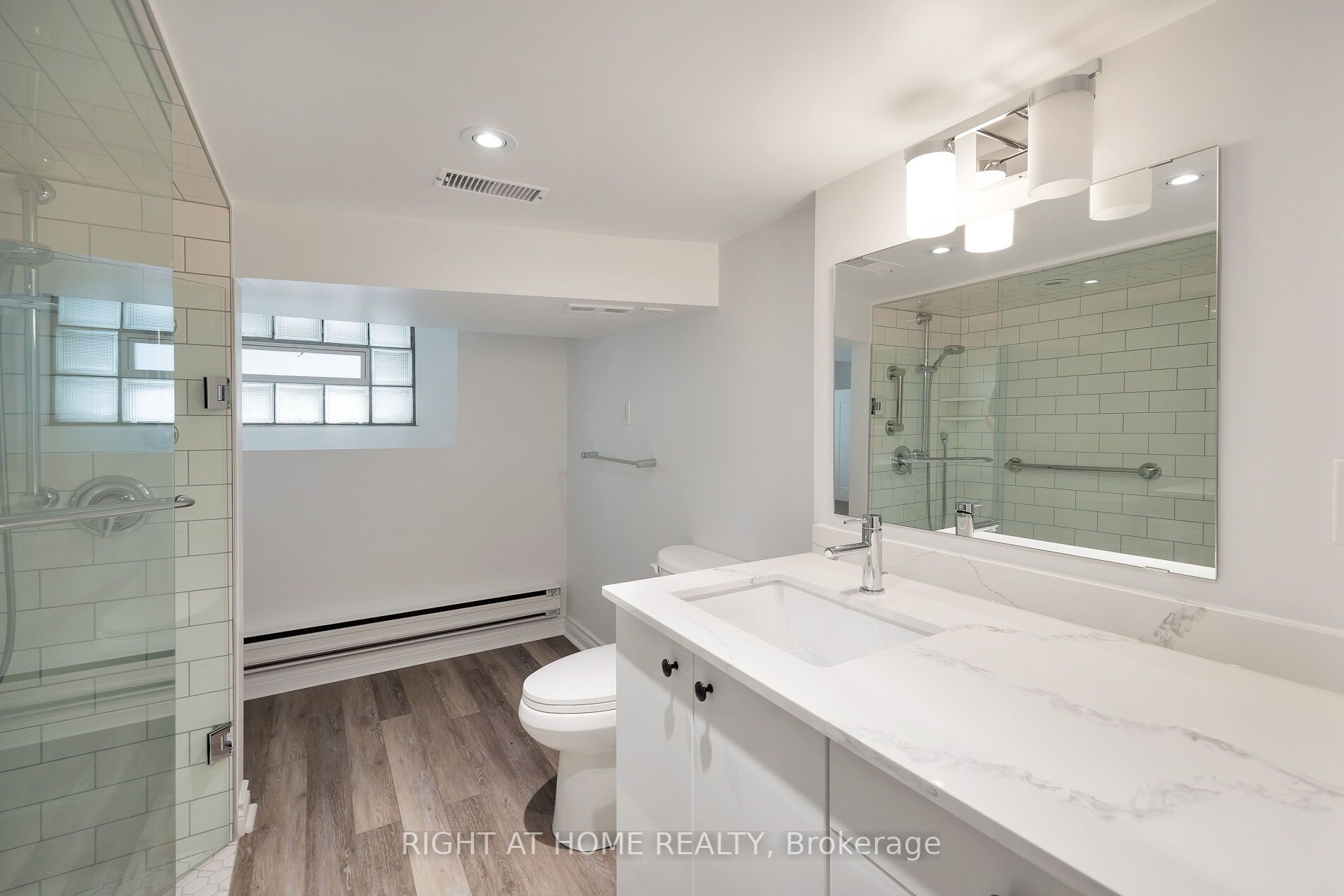 140 Riverdale Ave