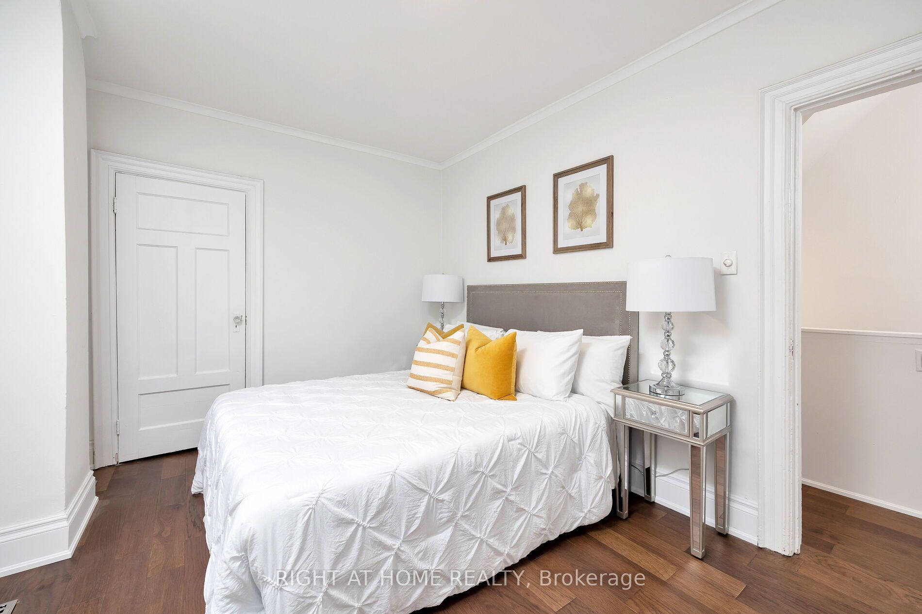 140 Riverdale Ave