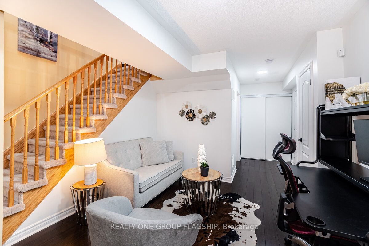 6 Naylor Lane, #85