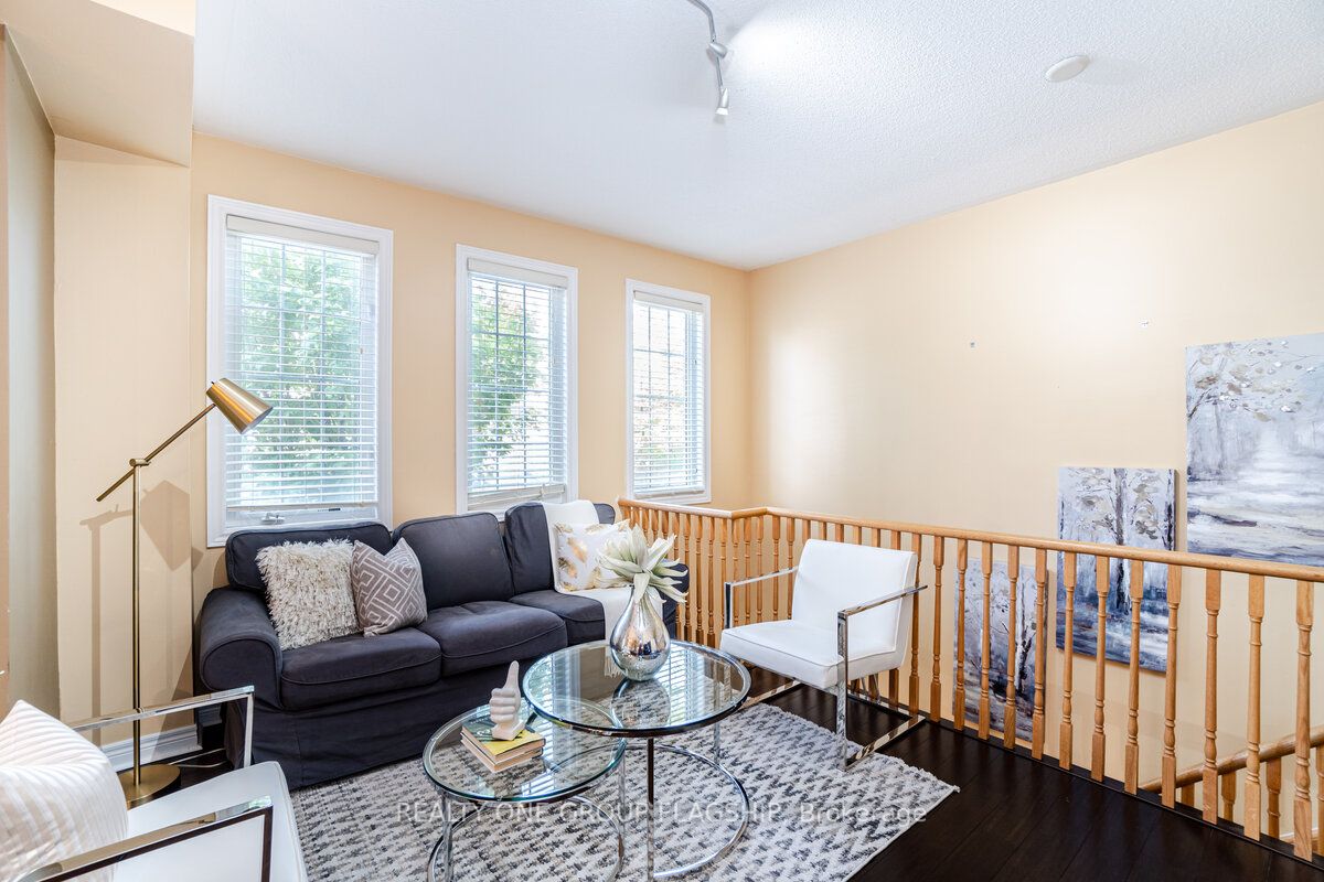 6 Naylor Lane, #85