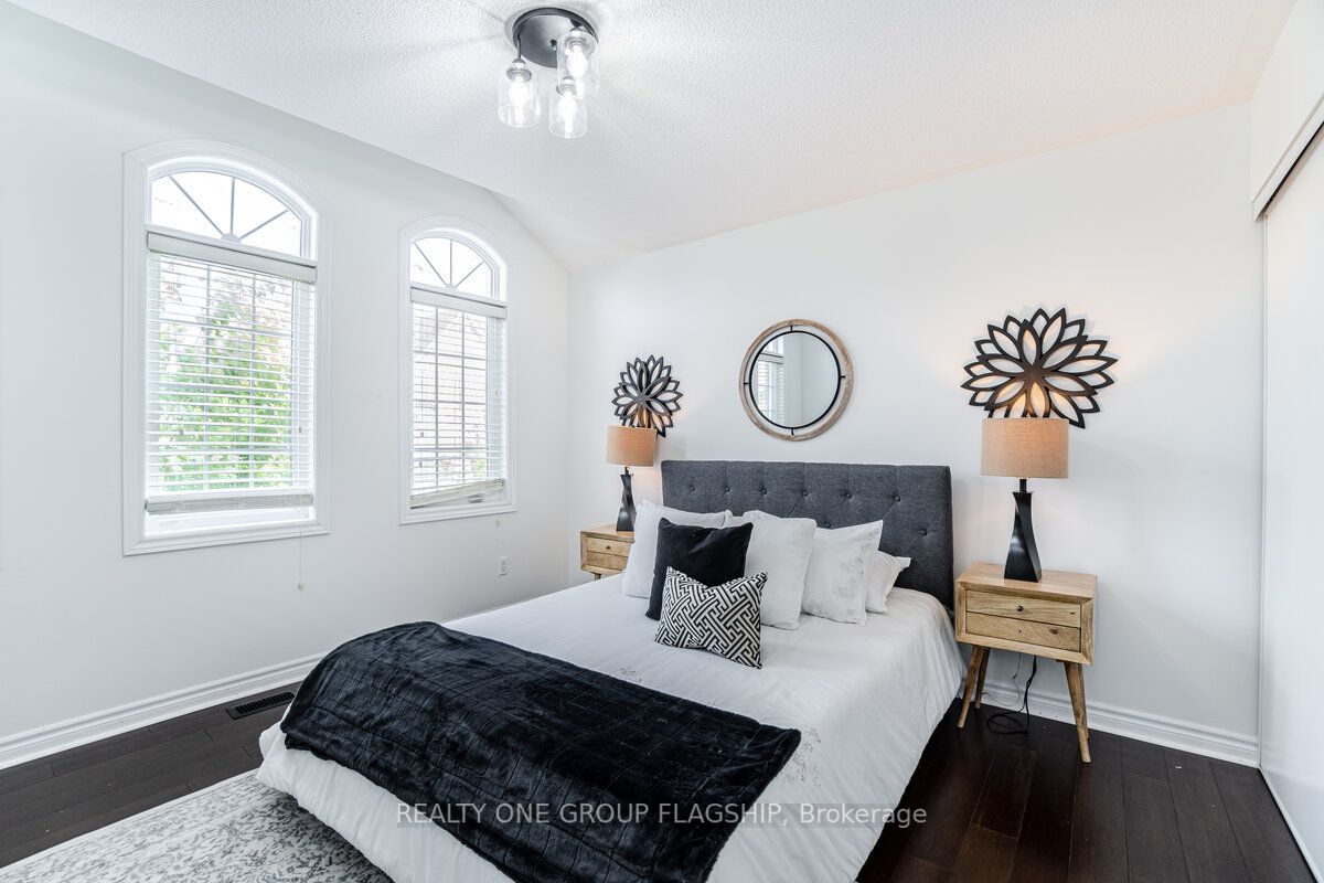 6 Naylor Lane, #85