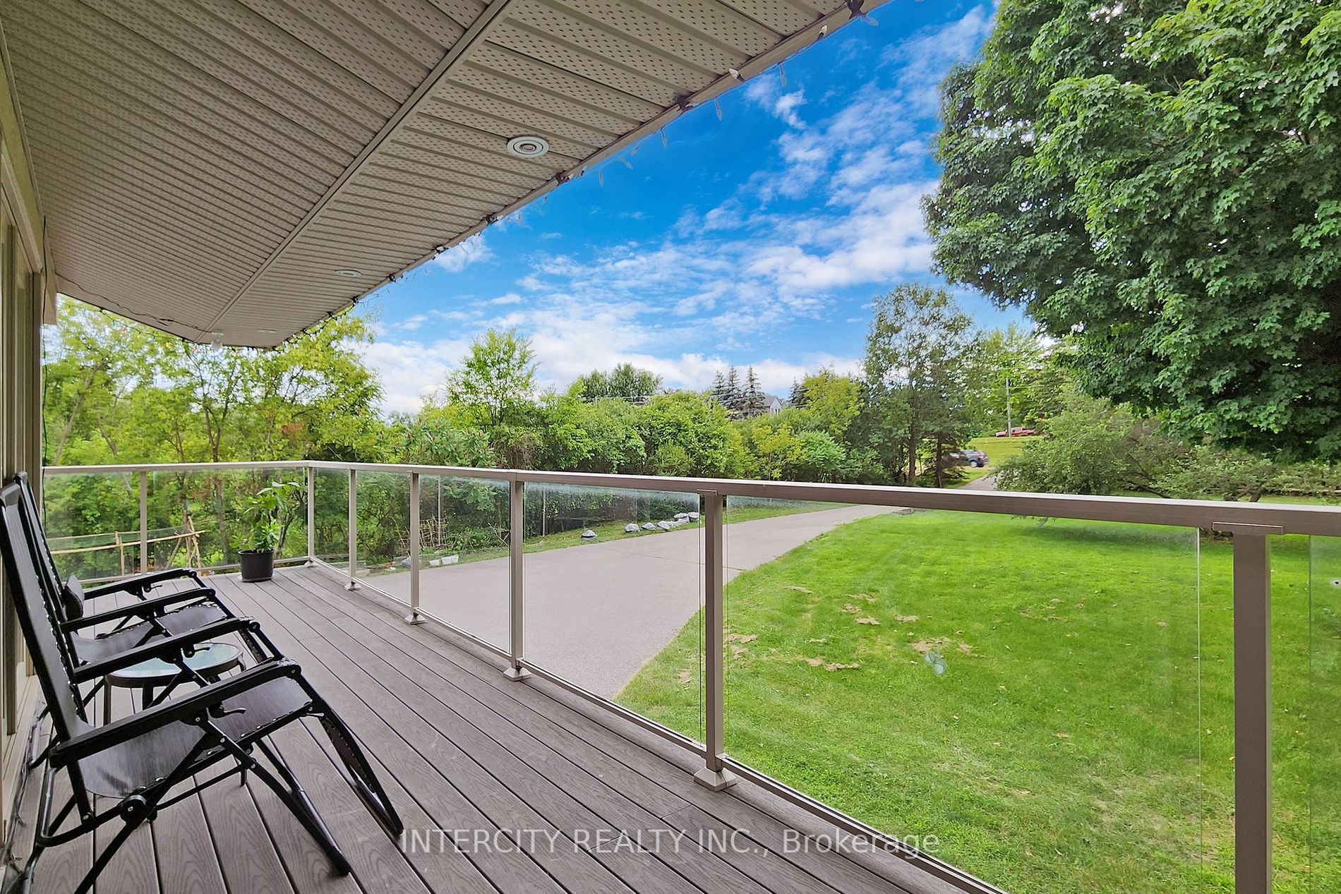 3505 Cochrane Street