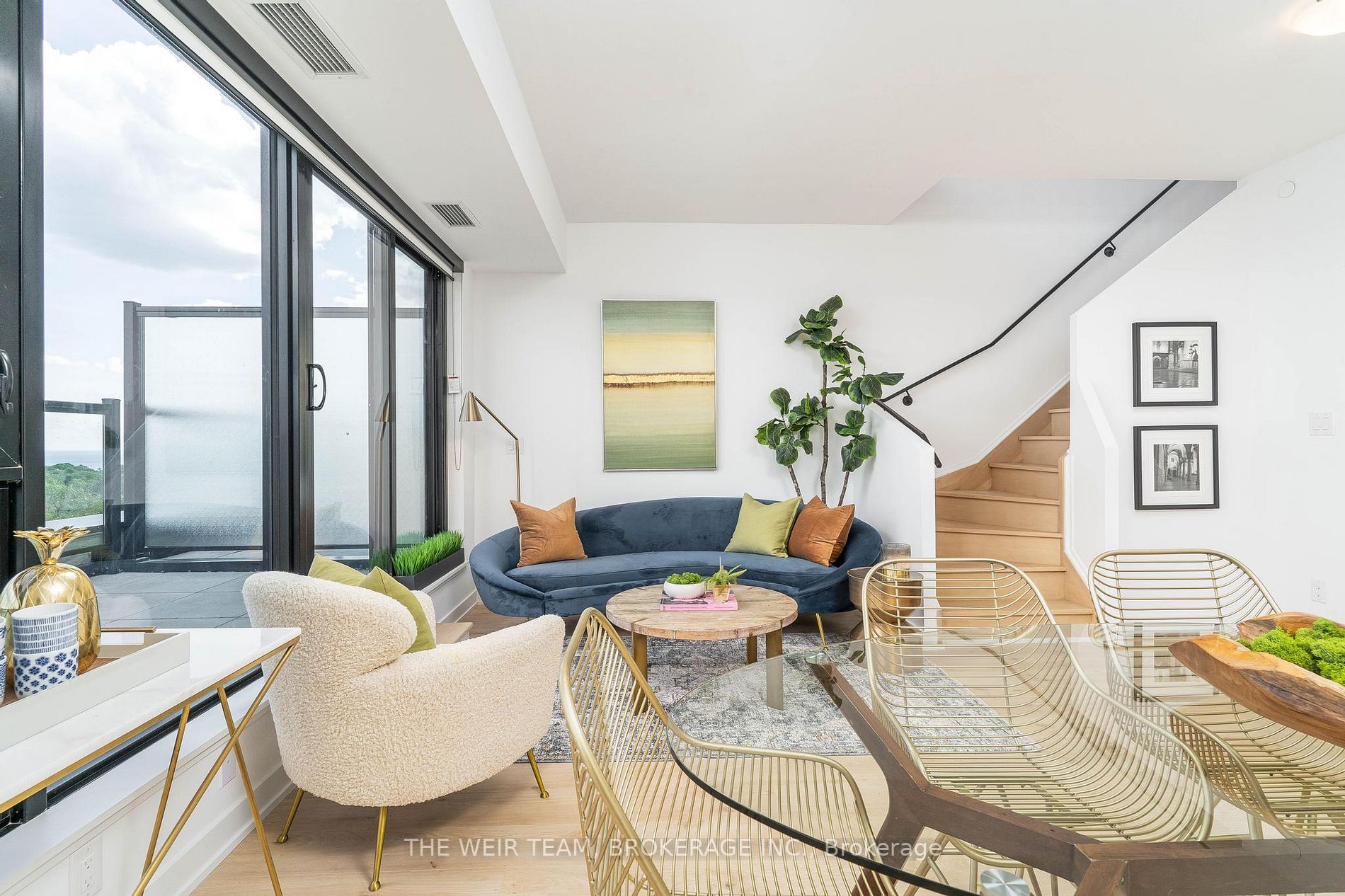 2799 Kingston Rd, #902
