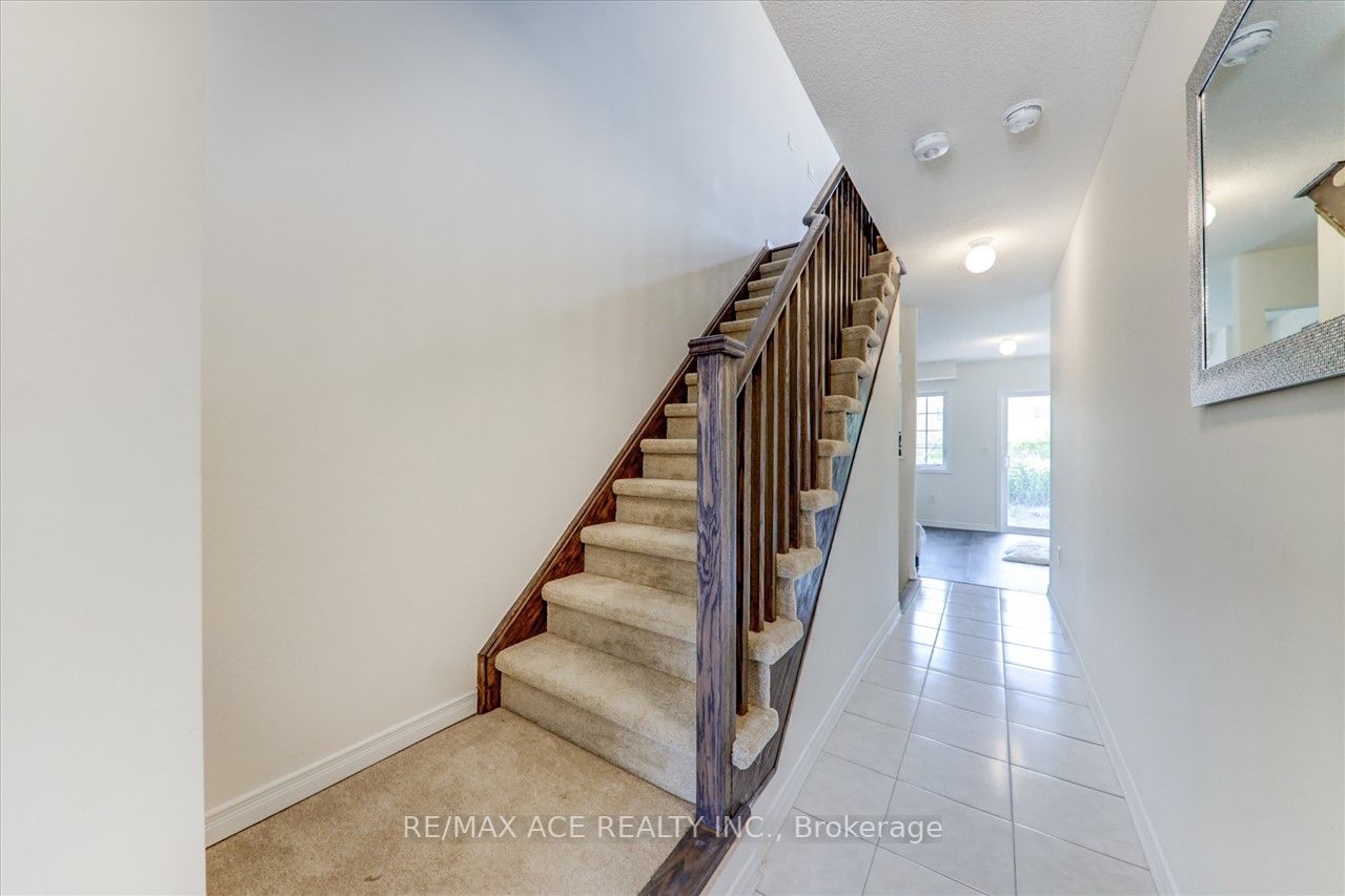 31 Healthcote Lane
