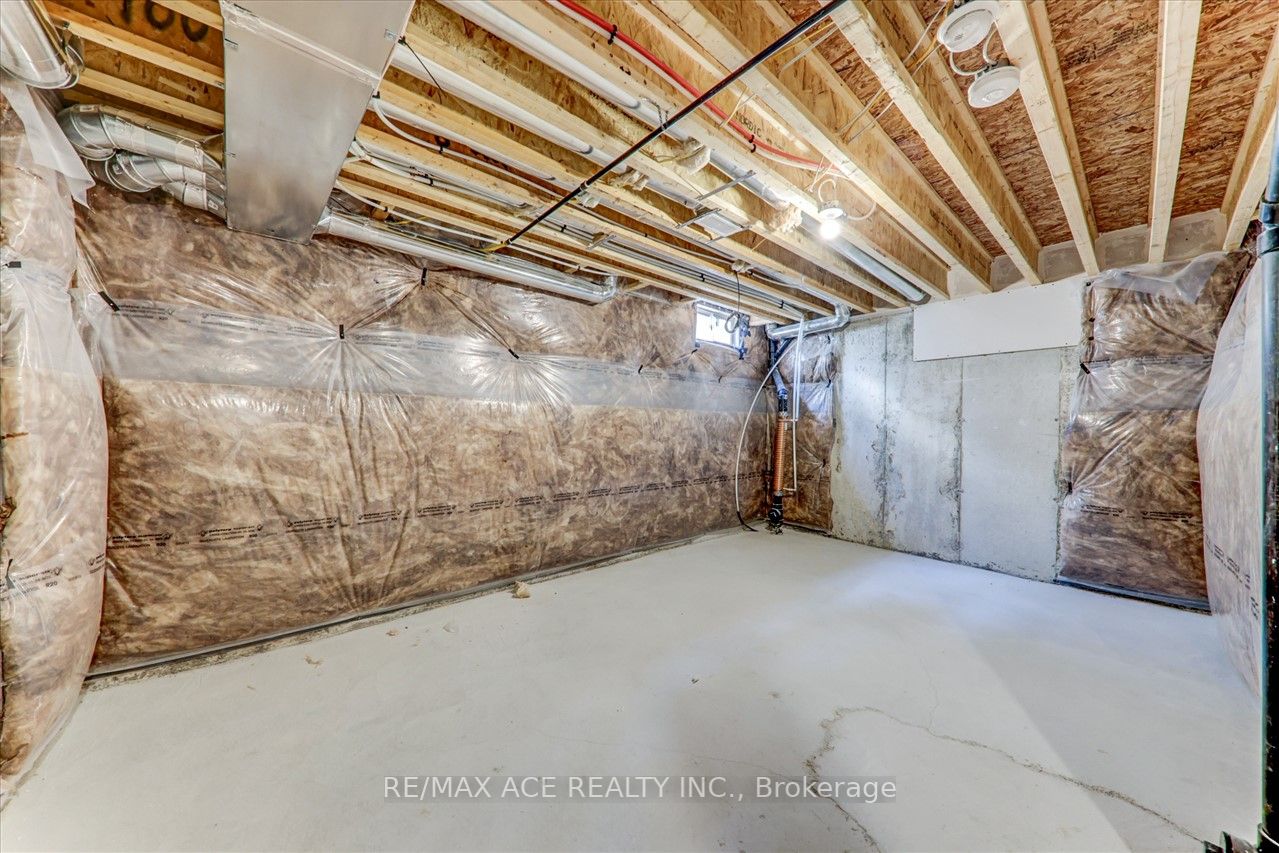 31 Healthcote Lane