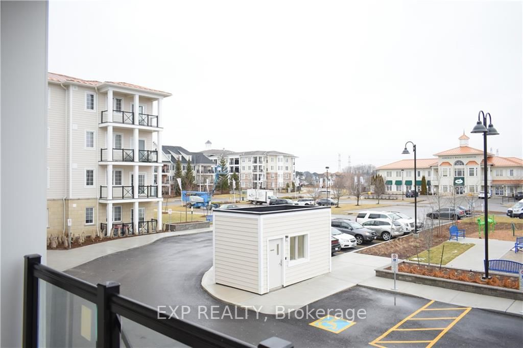 50 Lakebreeze Dr, #225