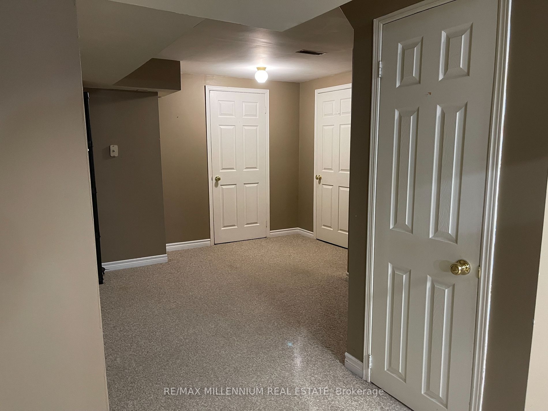 2388 Wildwood Crescent
