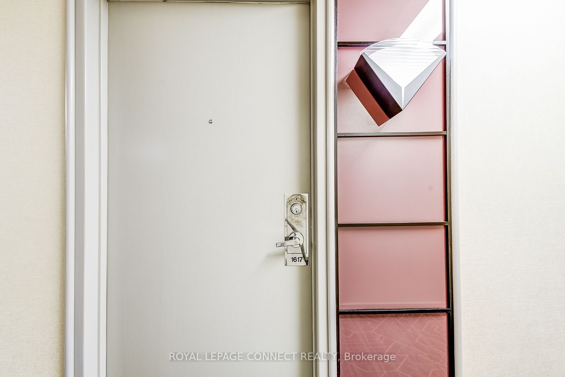 88 Corporate Drive, #1617