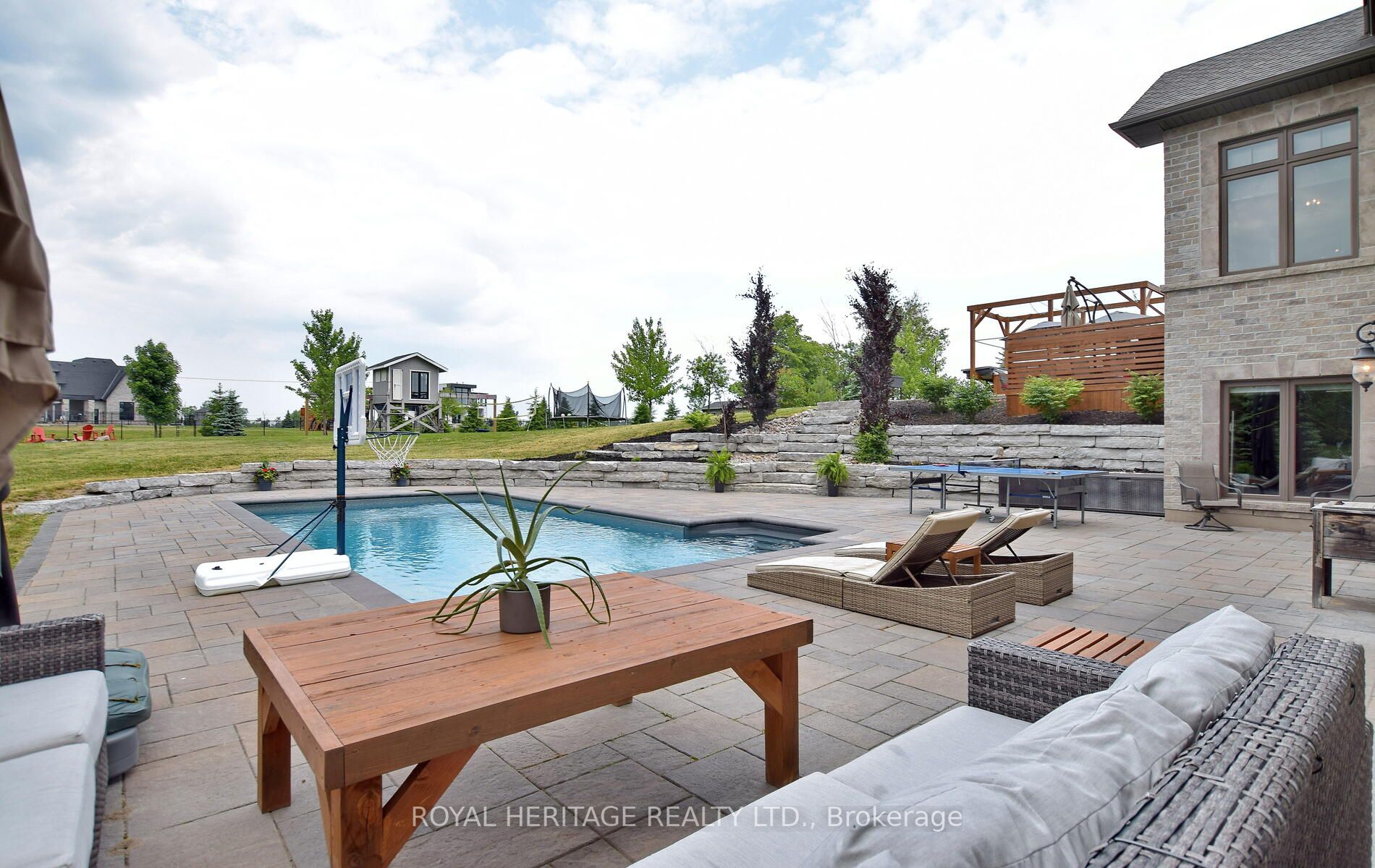 111 Cawkers Cove Rd