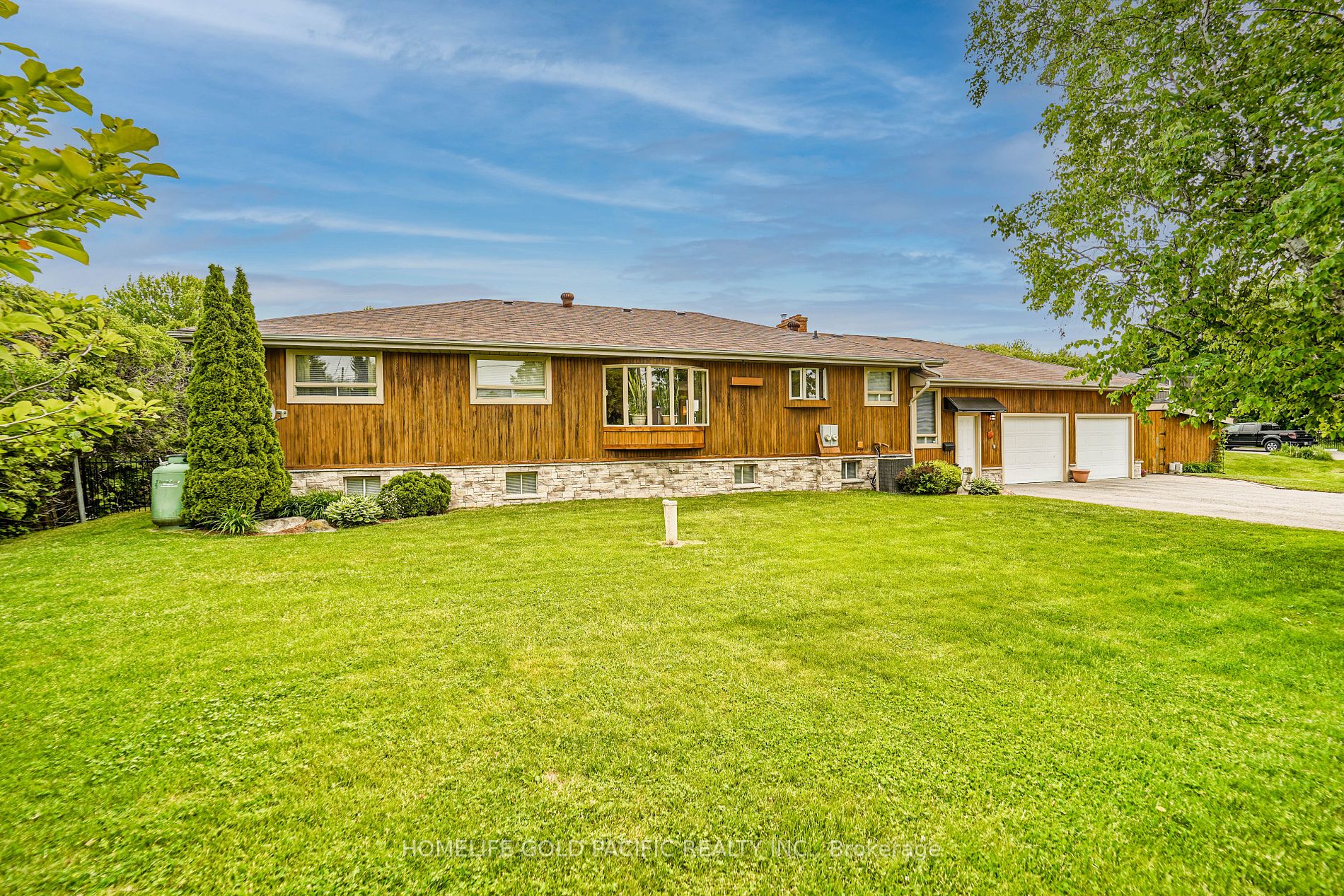 359 Aldred Dr