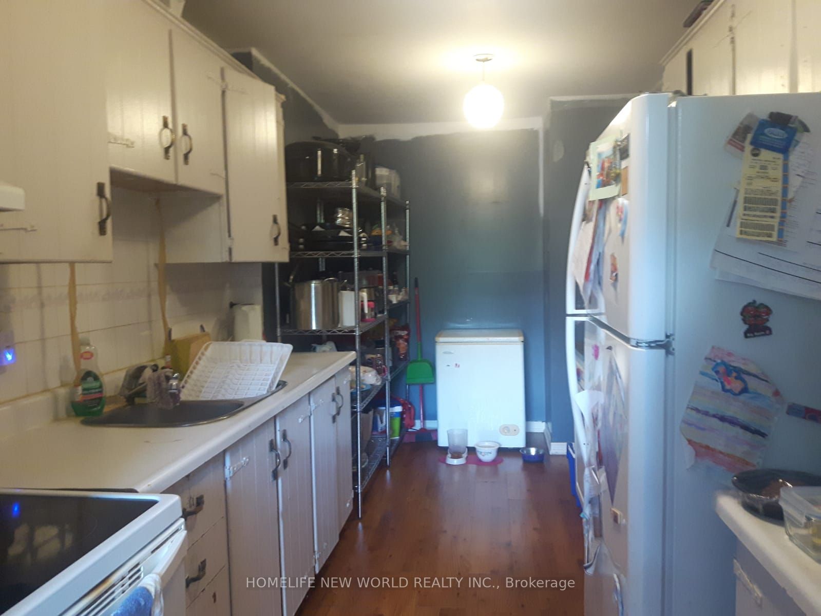 4064 Lawrence Ave E, #207