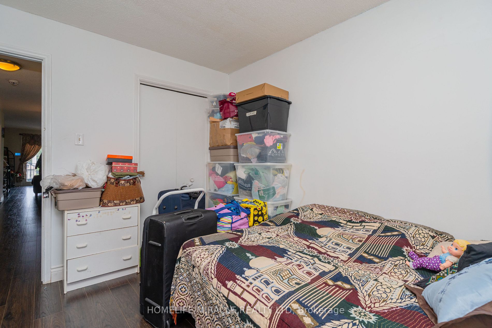 96 Heale Ave