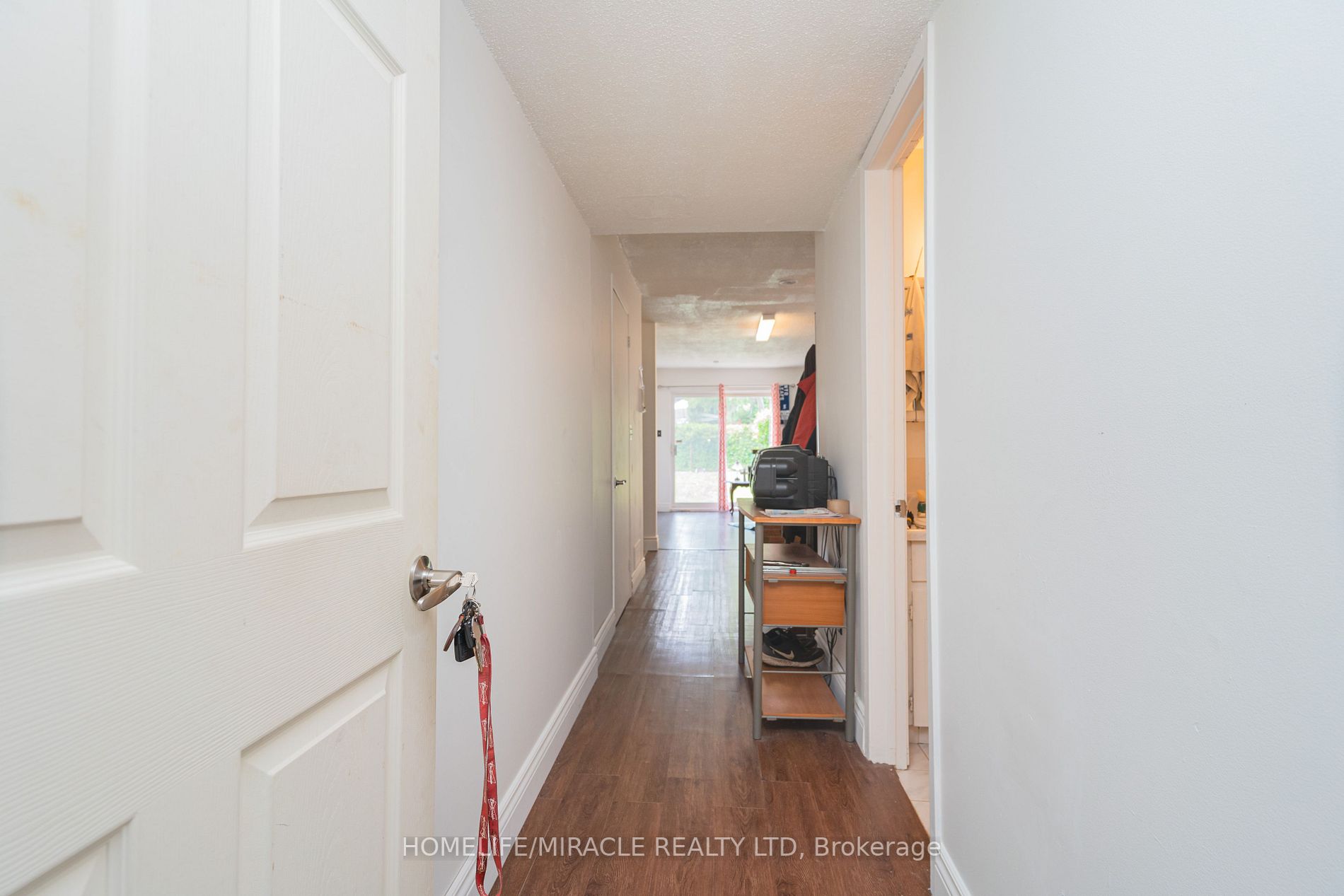 96 Heale Ave