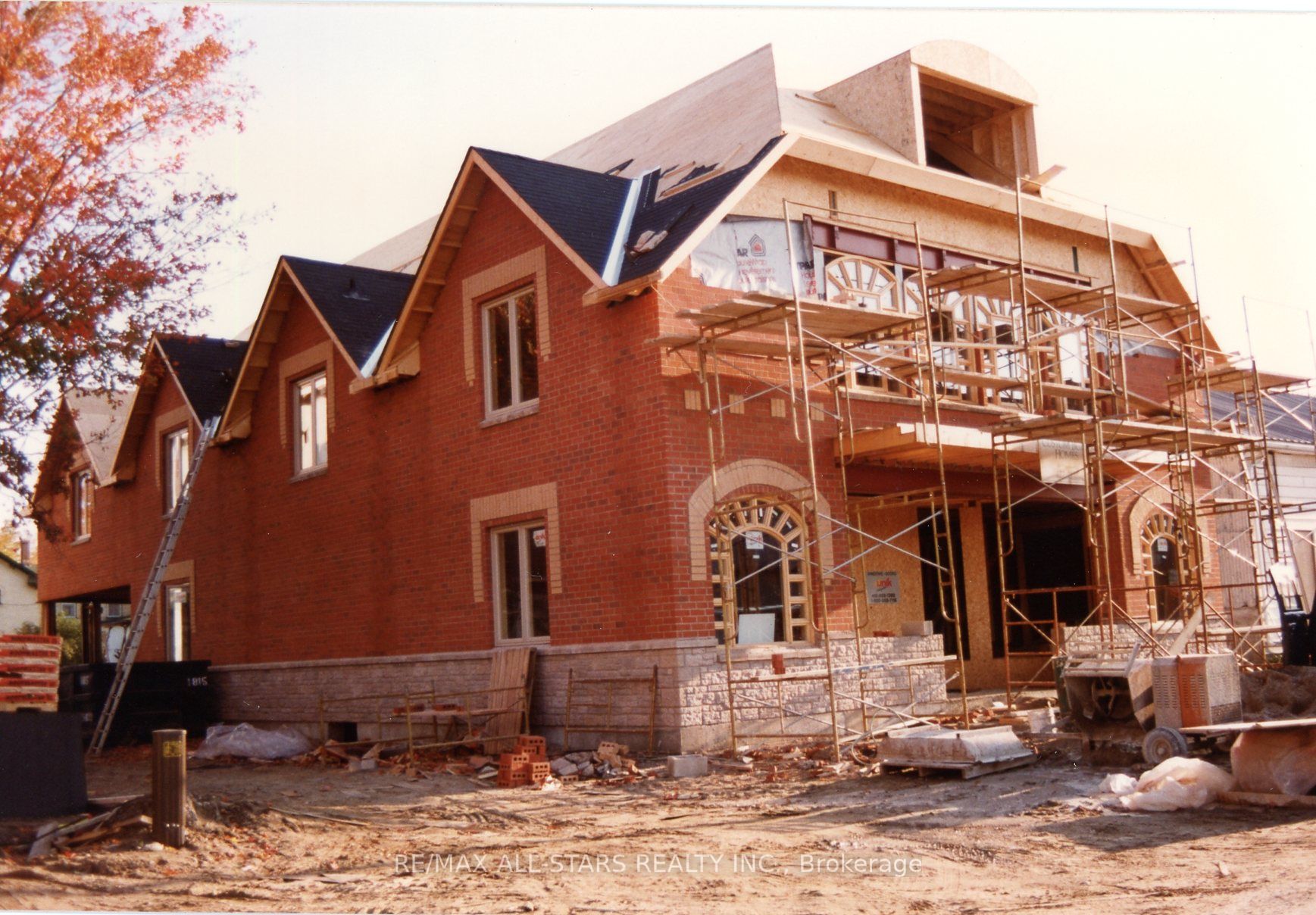 188 Mary St