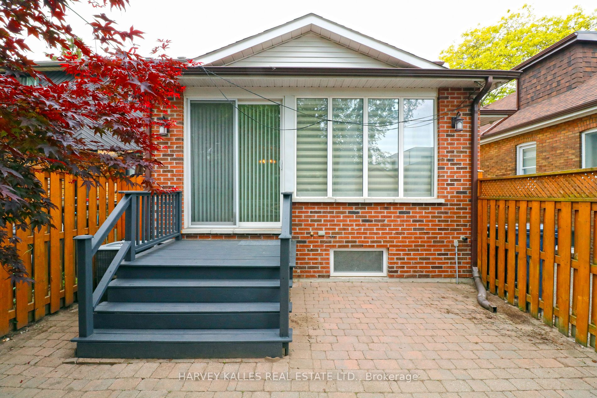 6 Kildonan Dr