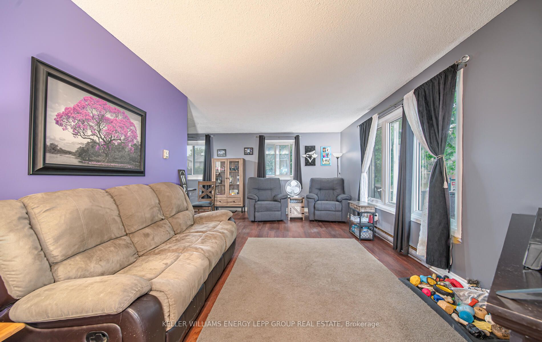 552 Birkdale St