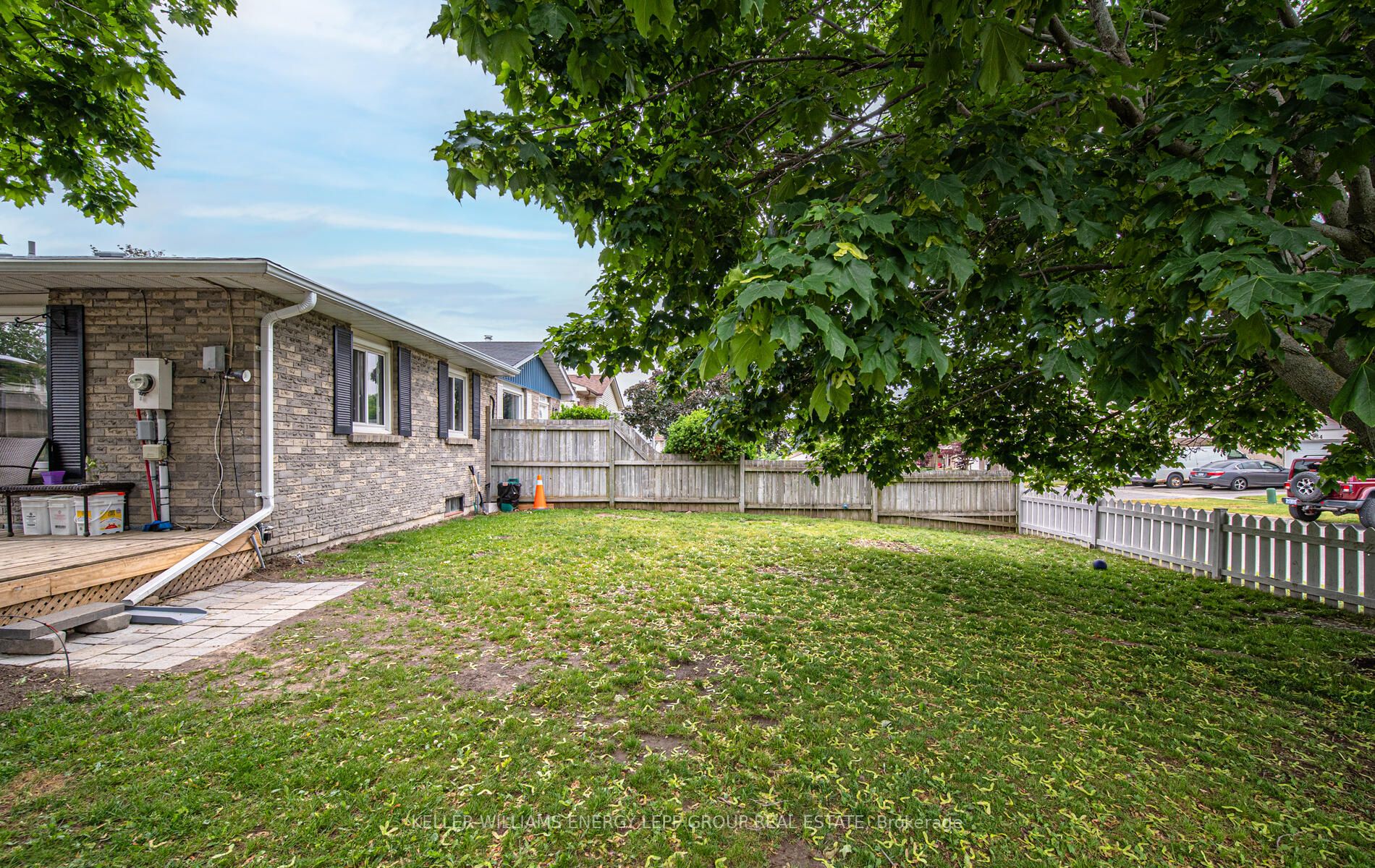 552 Birkdale St