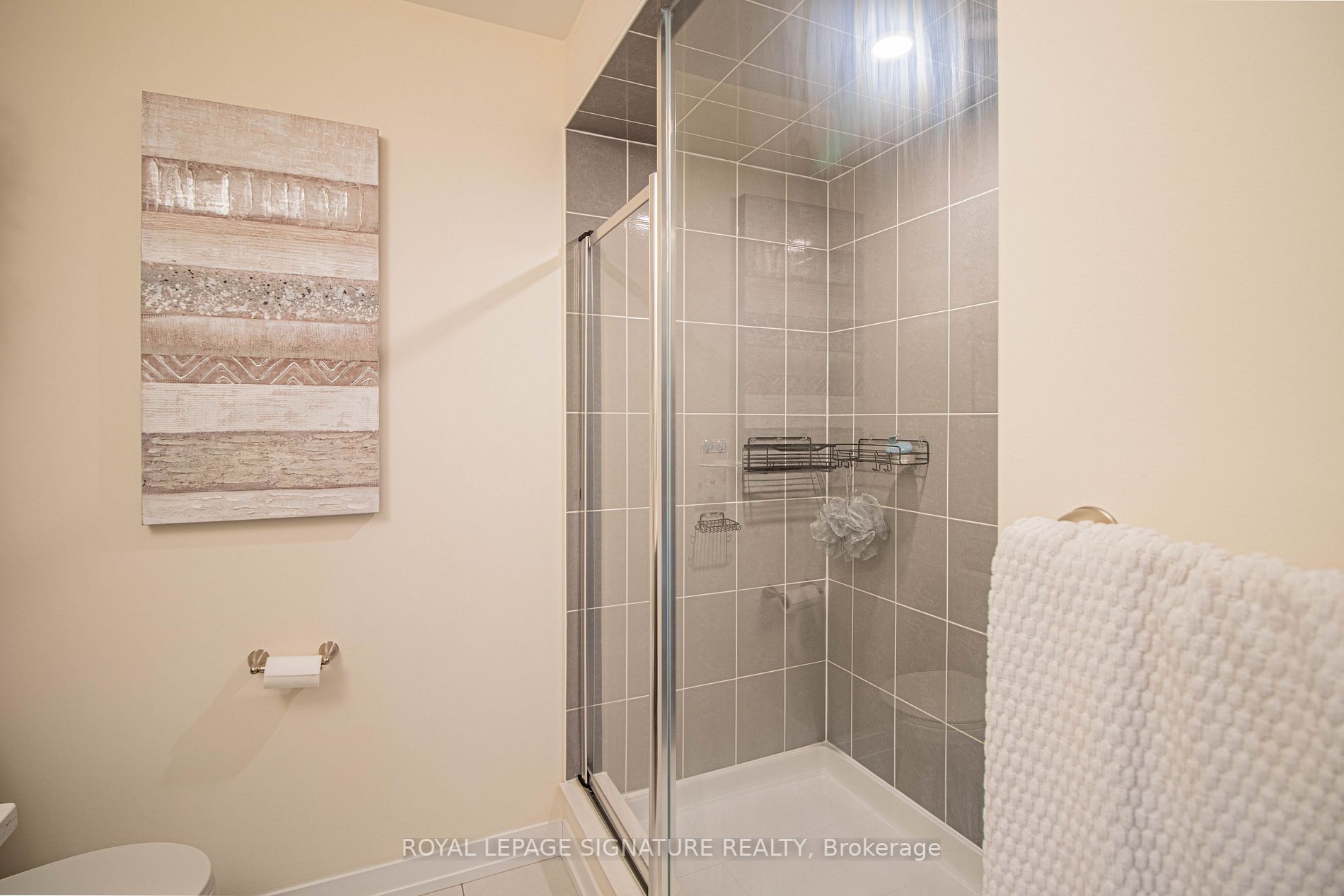 250 Finch Avenue, #27