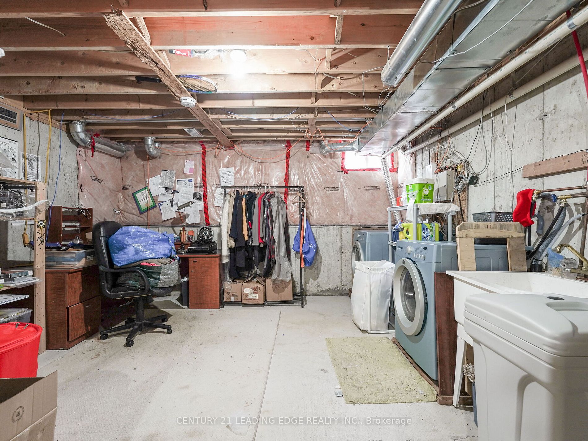 11 Burnsborough St