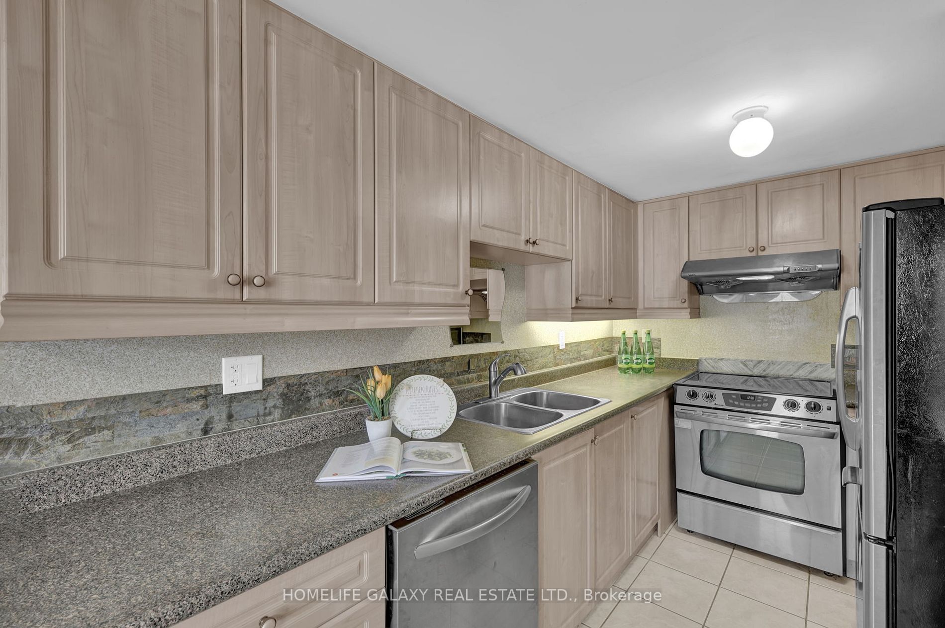 42 Pinery Trail, #106