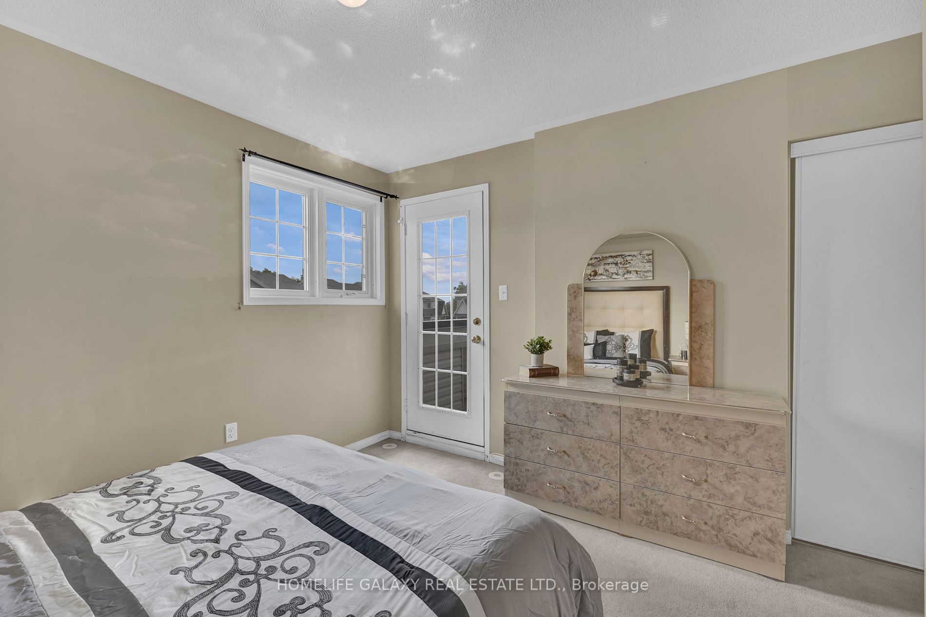 42 Pinery Trail, #106