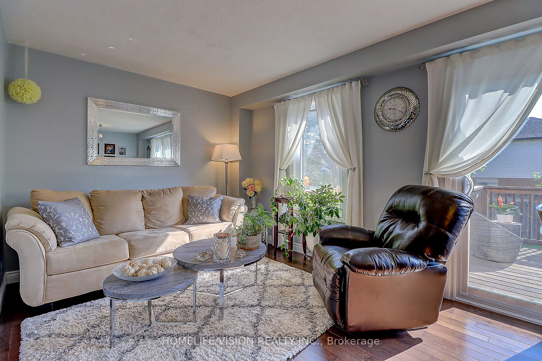 31 Poolton Cres