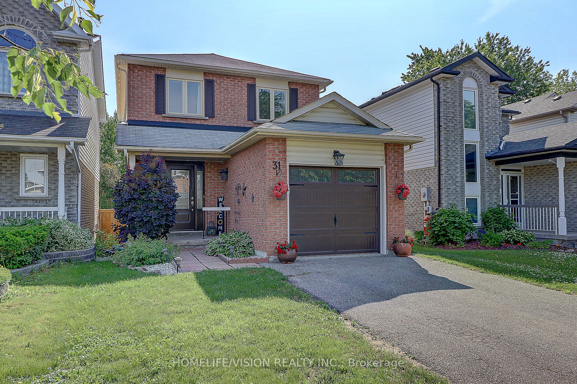 31 Poolton Cres