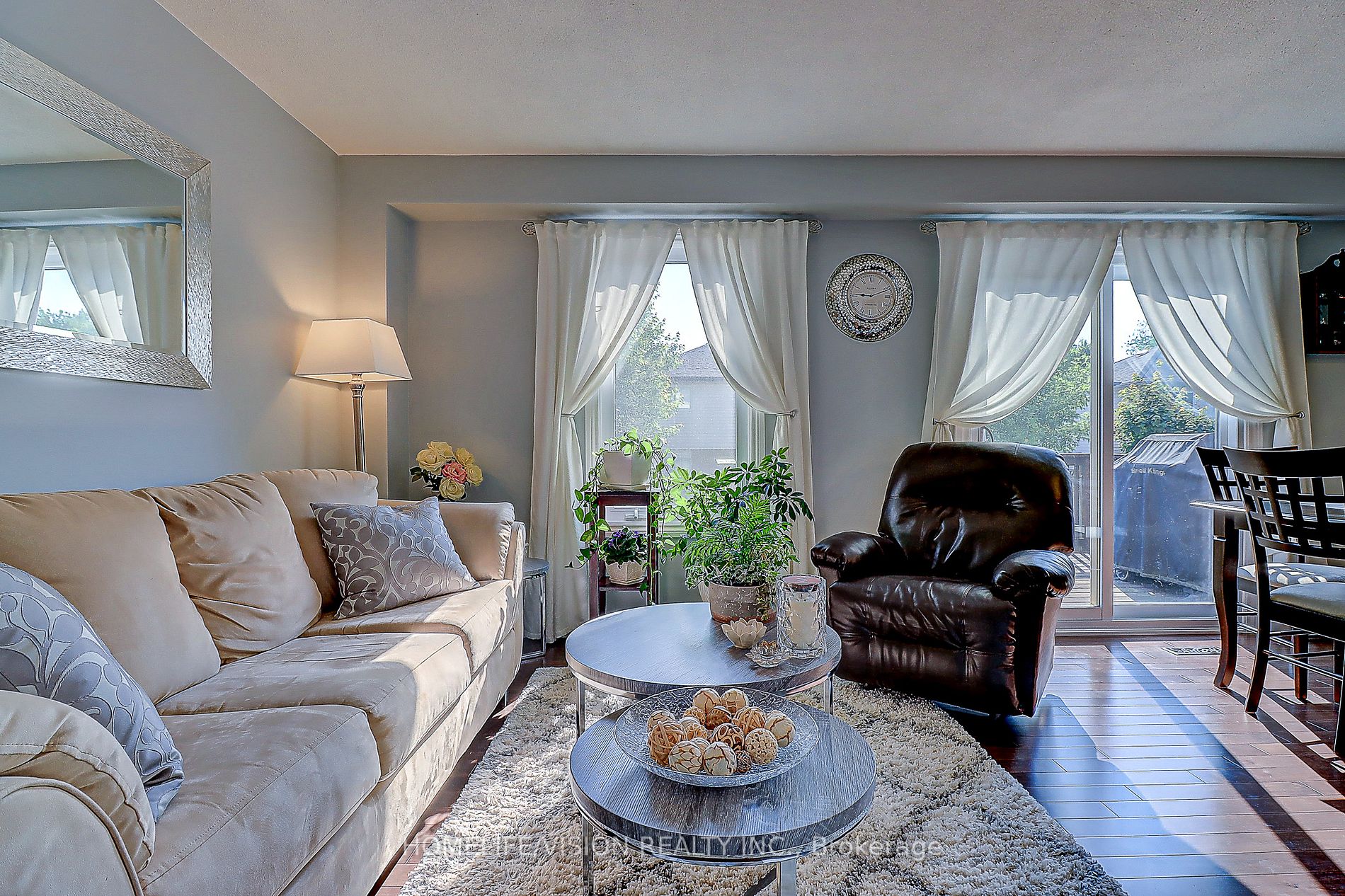 31 Poolton Cres