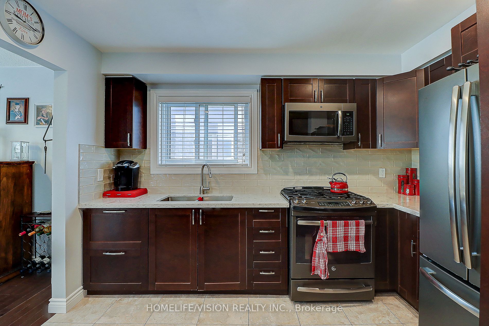 31 Poolton Cres