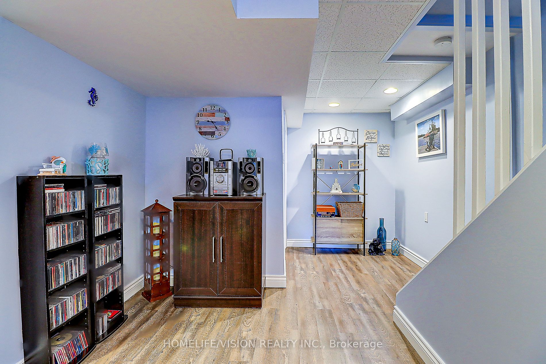 31 Poolton Cres