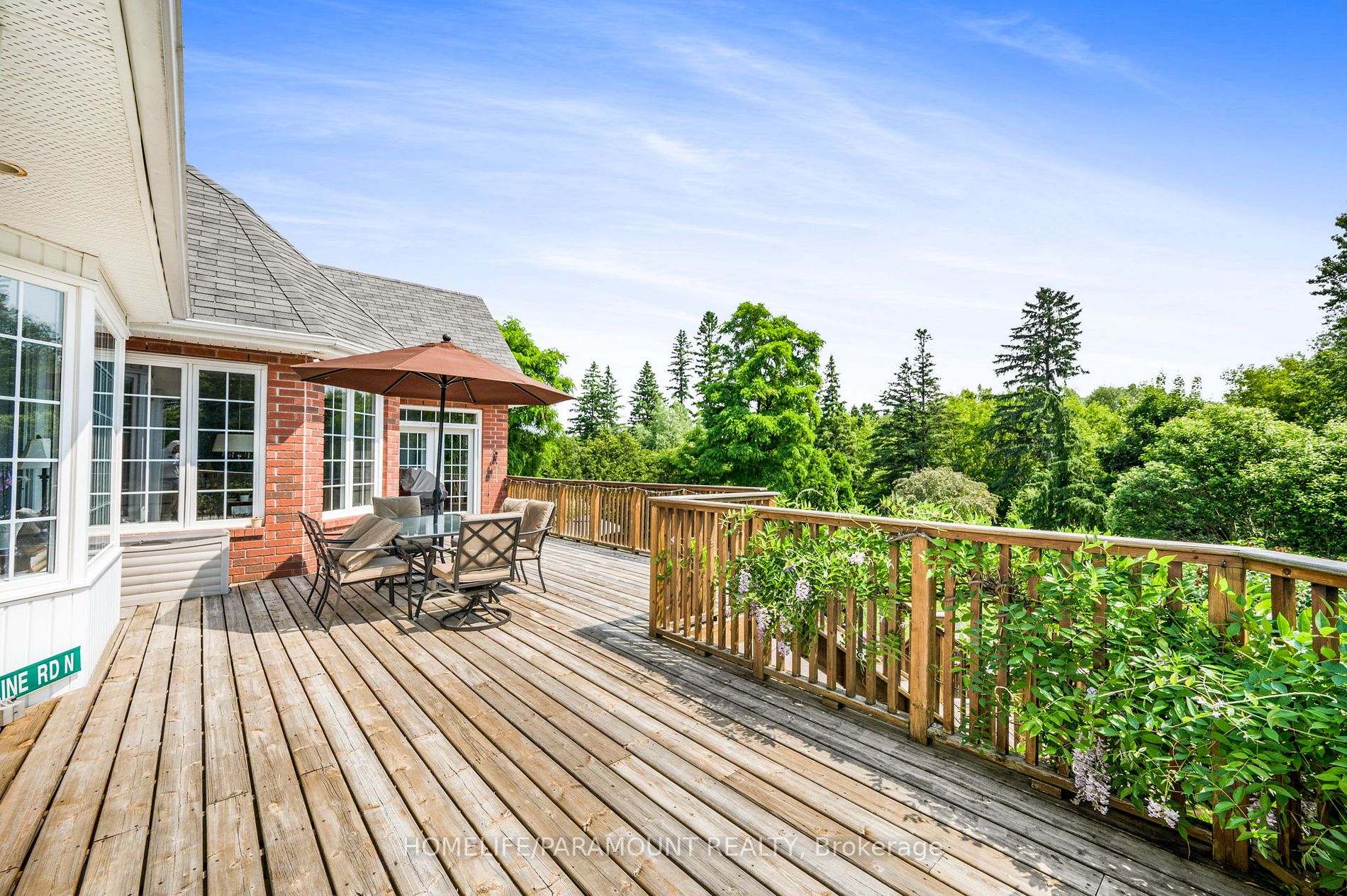 1277 Townline Rd N