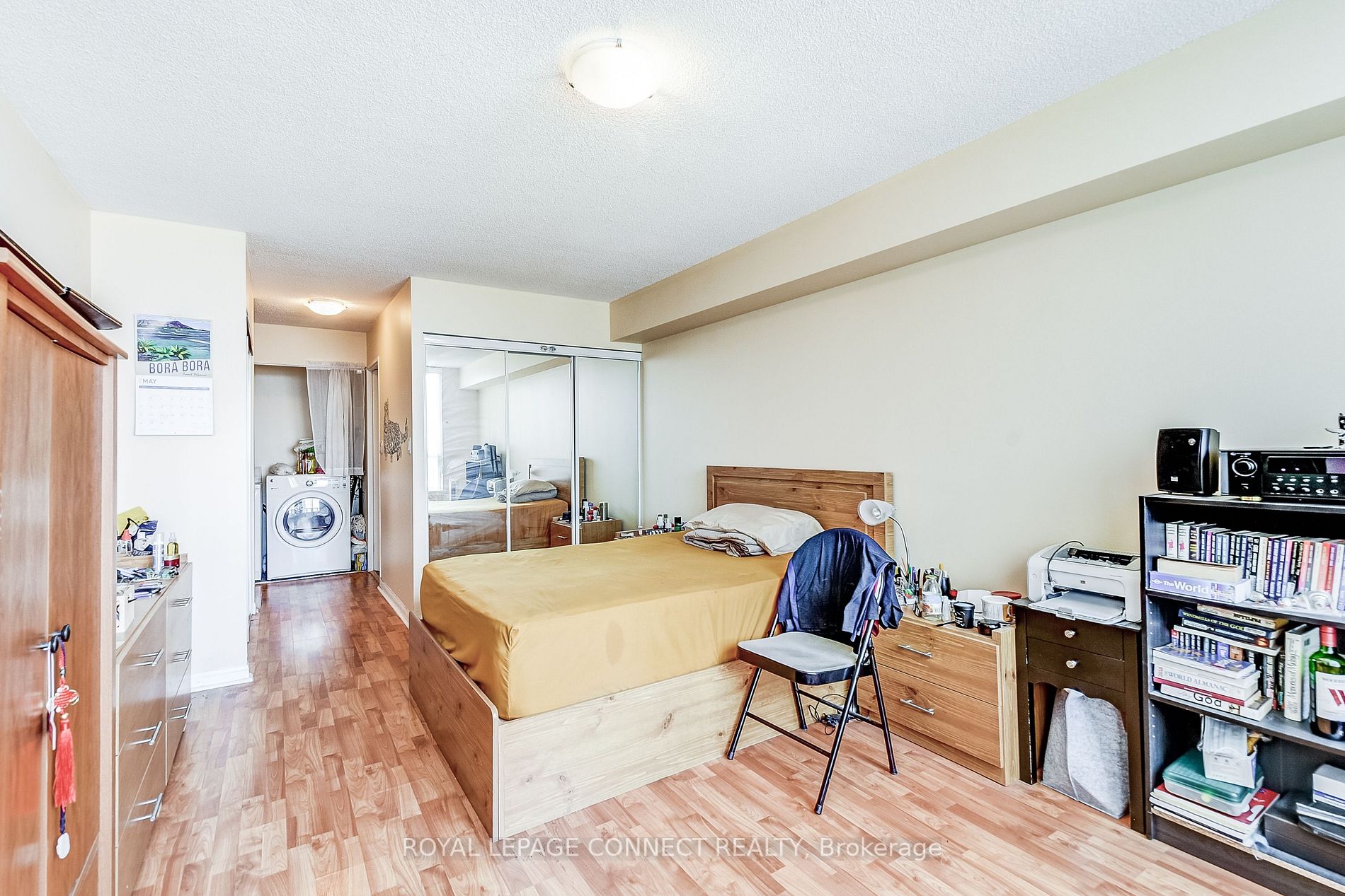88 Corporate Dr, #1617