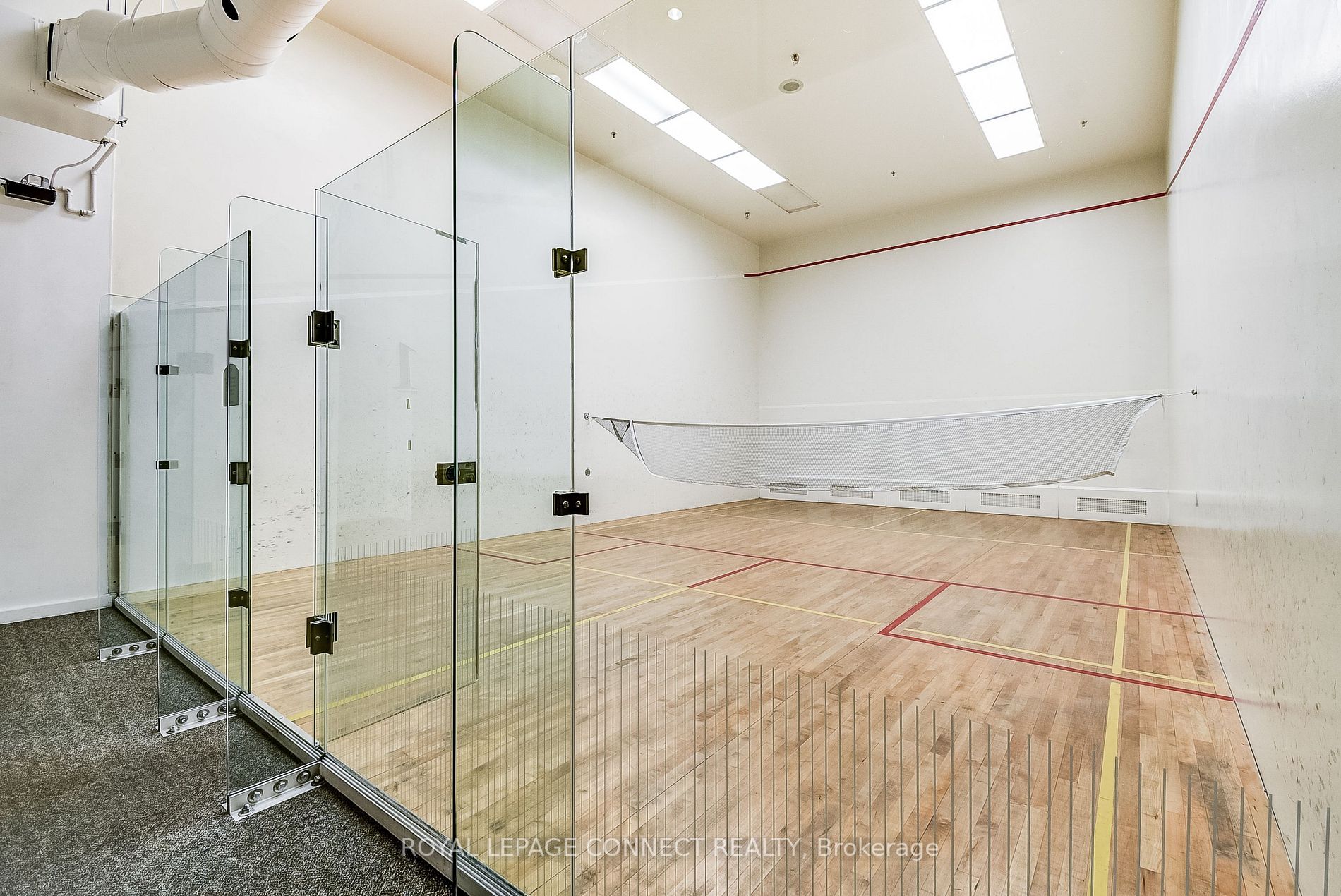 88 Corporate Dr, #1617