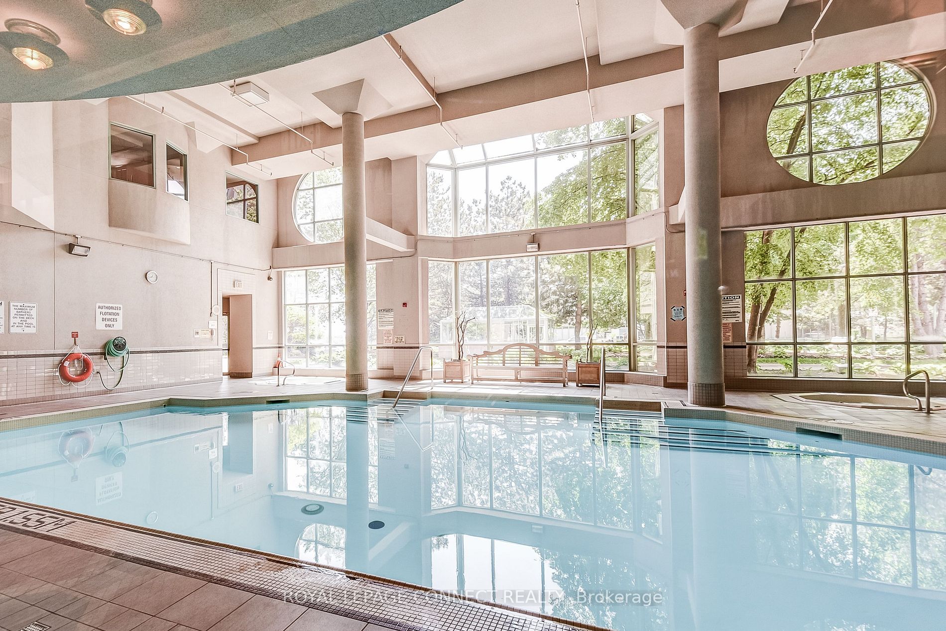 88 Corporate Dr, #1617
