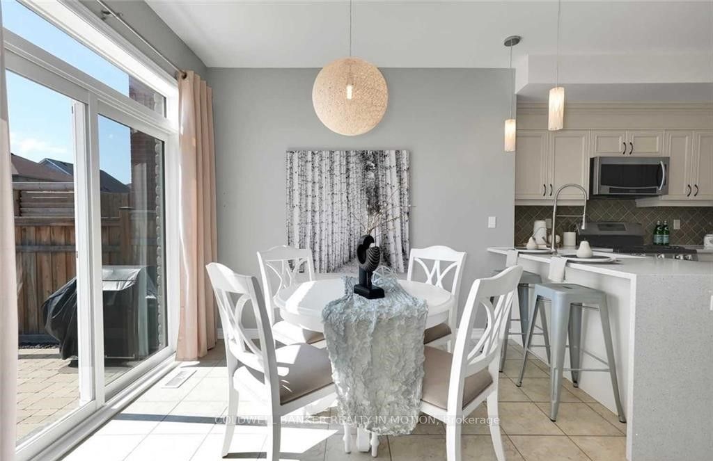 32 Mcdonald Crescent