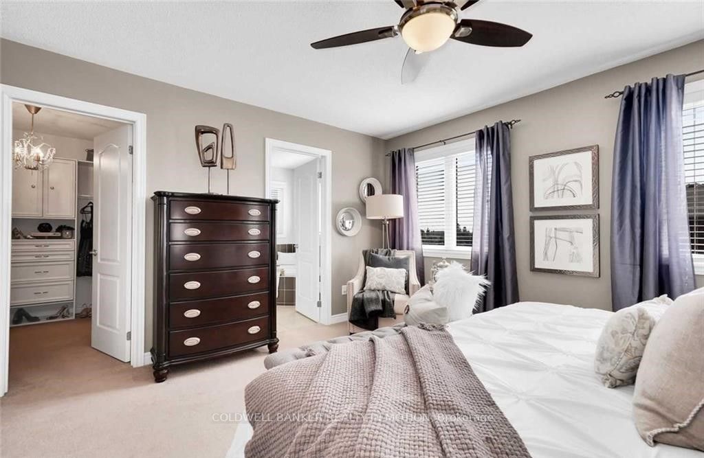 32 Mcdonald Crescent