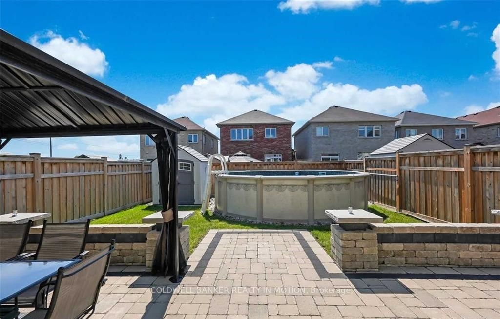 32 Mcdonald Crescent
