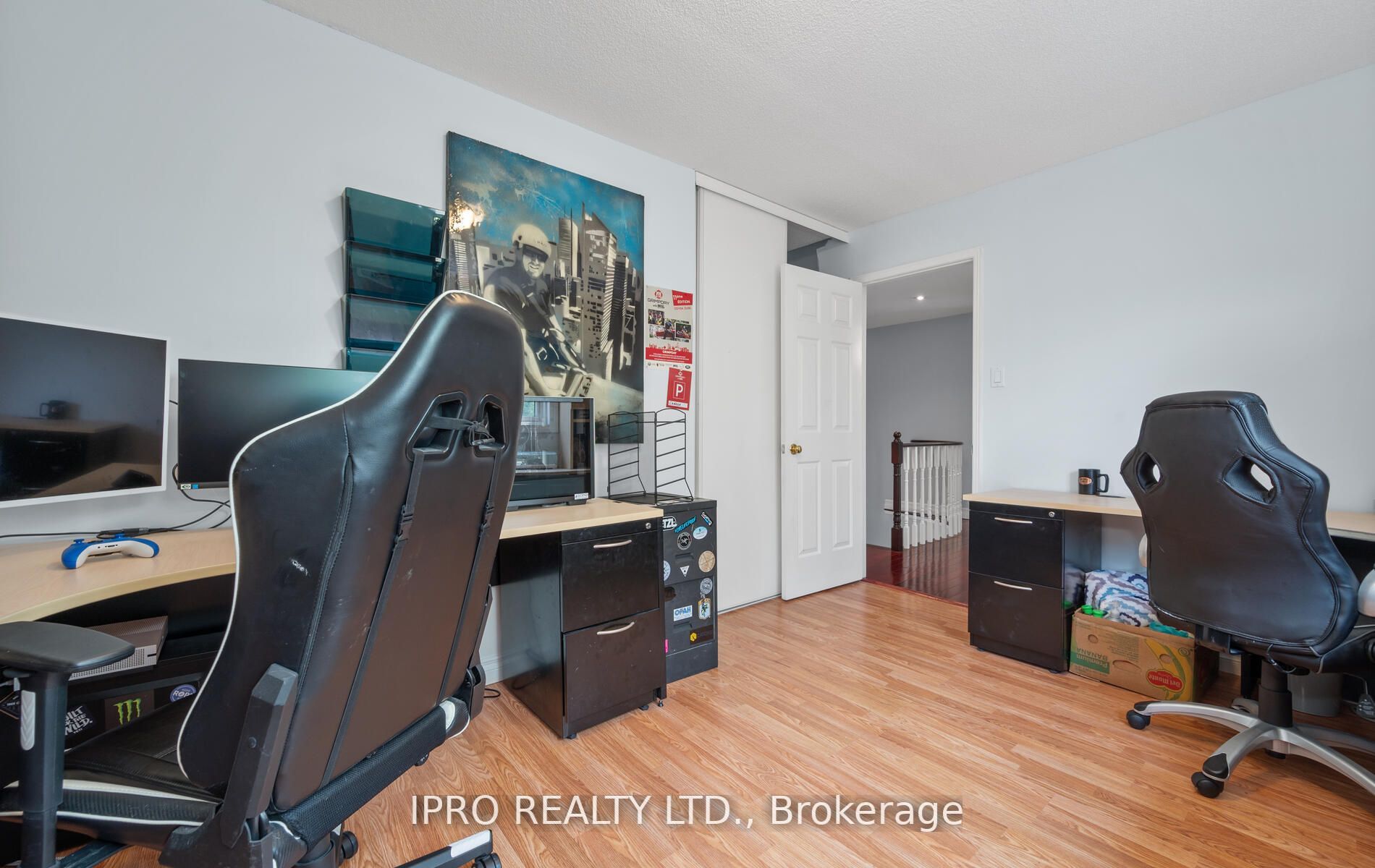 10 Mayflower Street
