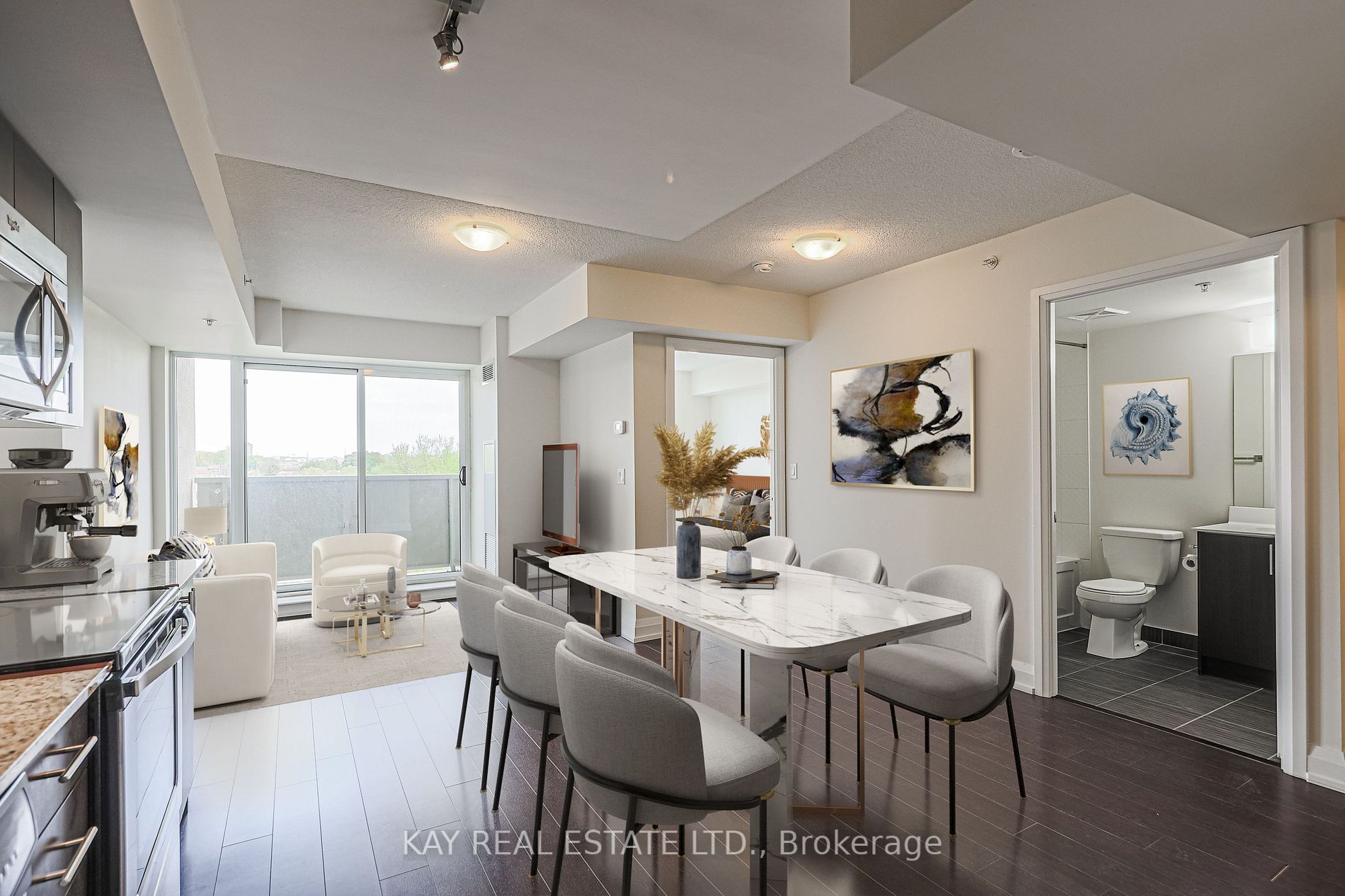 3520 Danforth Ave, #612