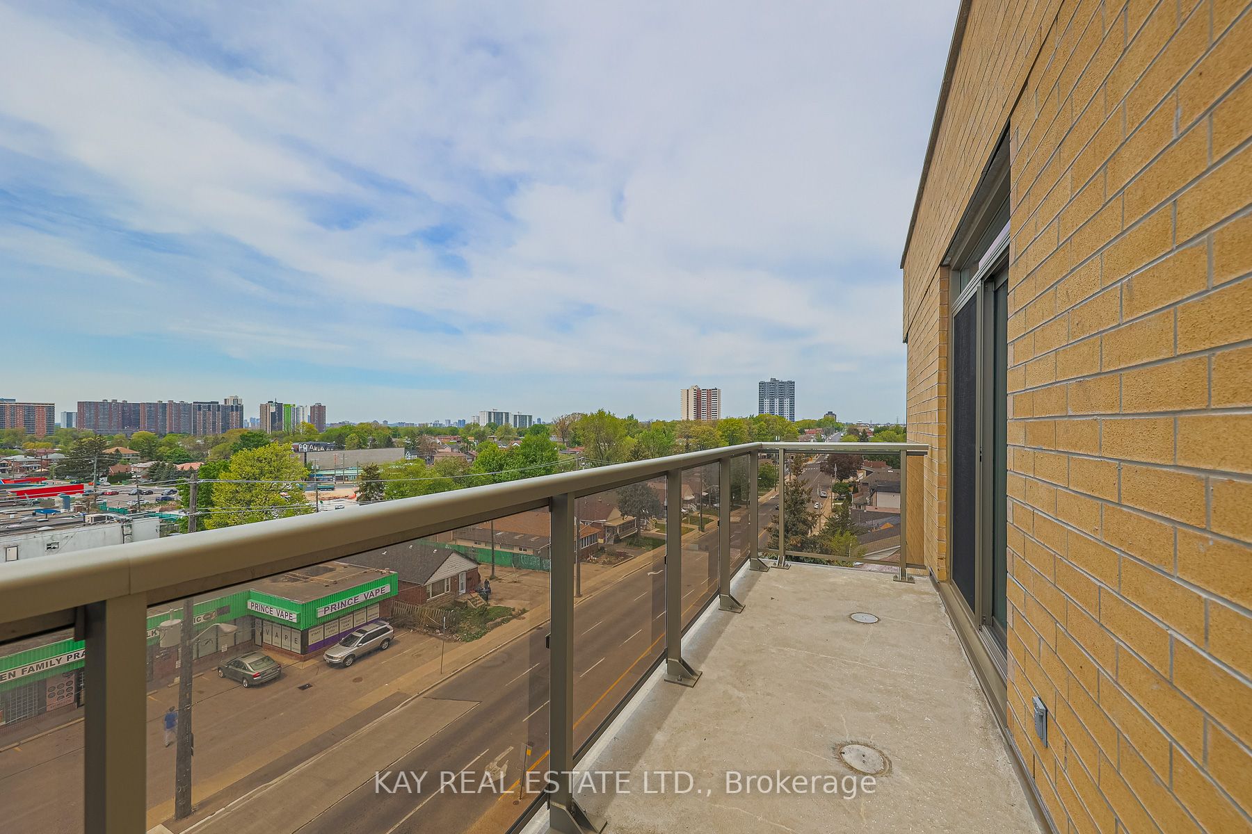 3520 Danforth Ave, #612