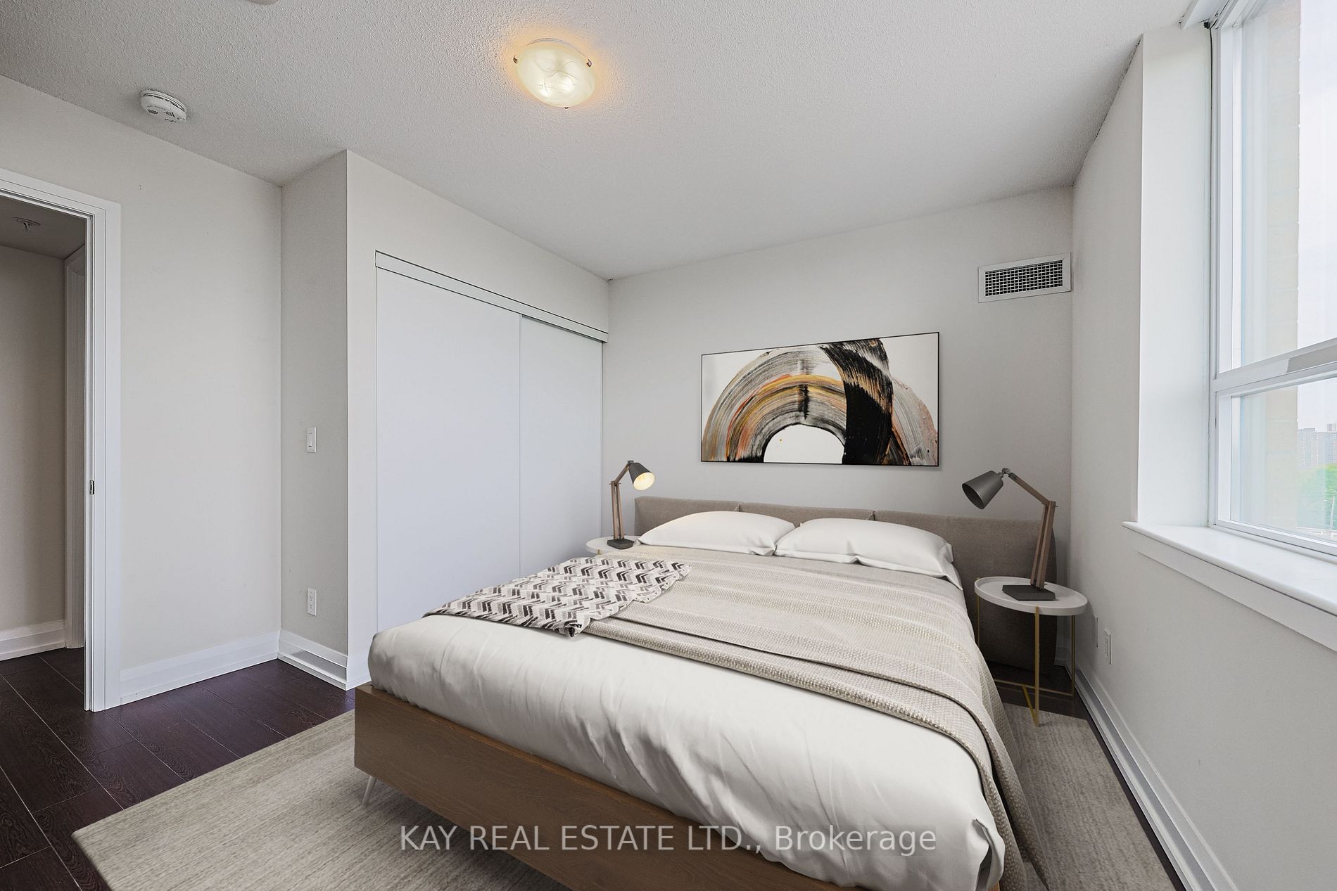 3520 Danforth Ave, #612