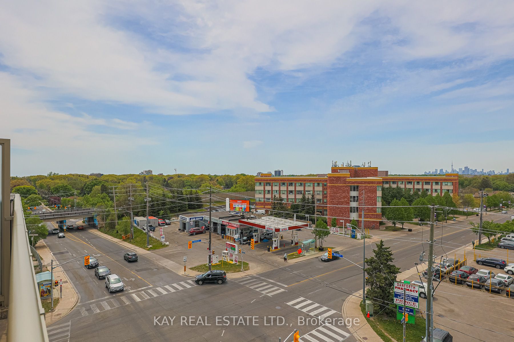 3520 Danforth Ave, #612