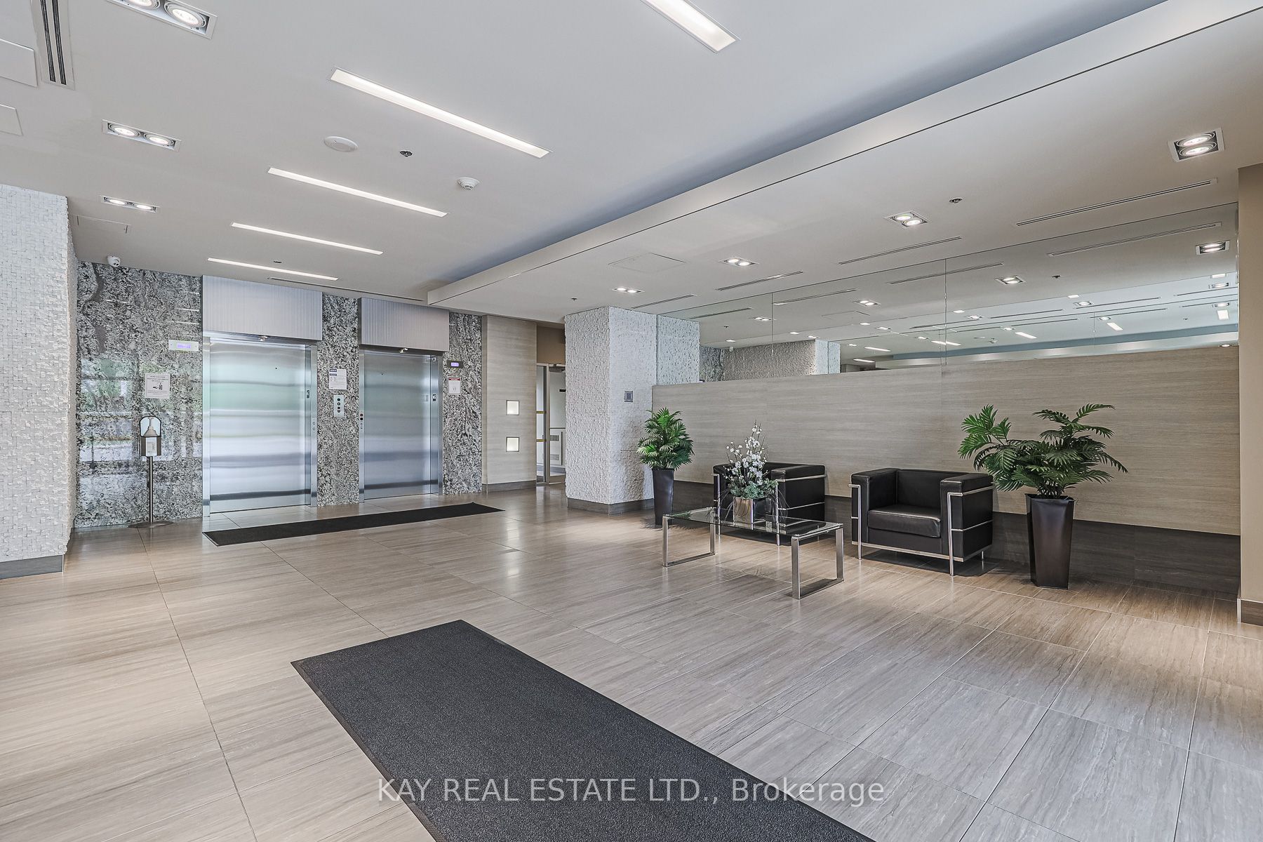 3520 Danforth Ave, #612